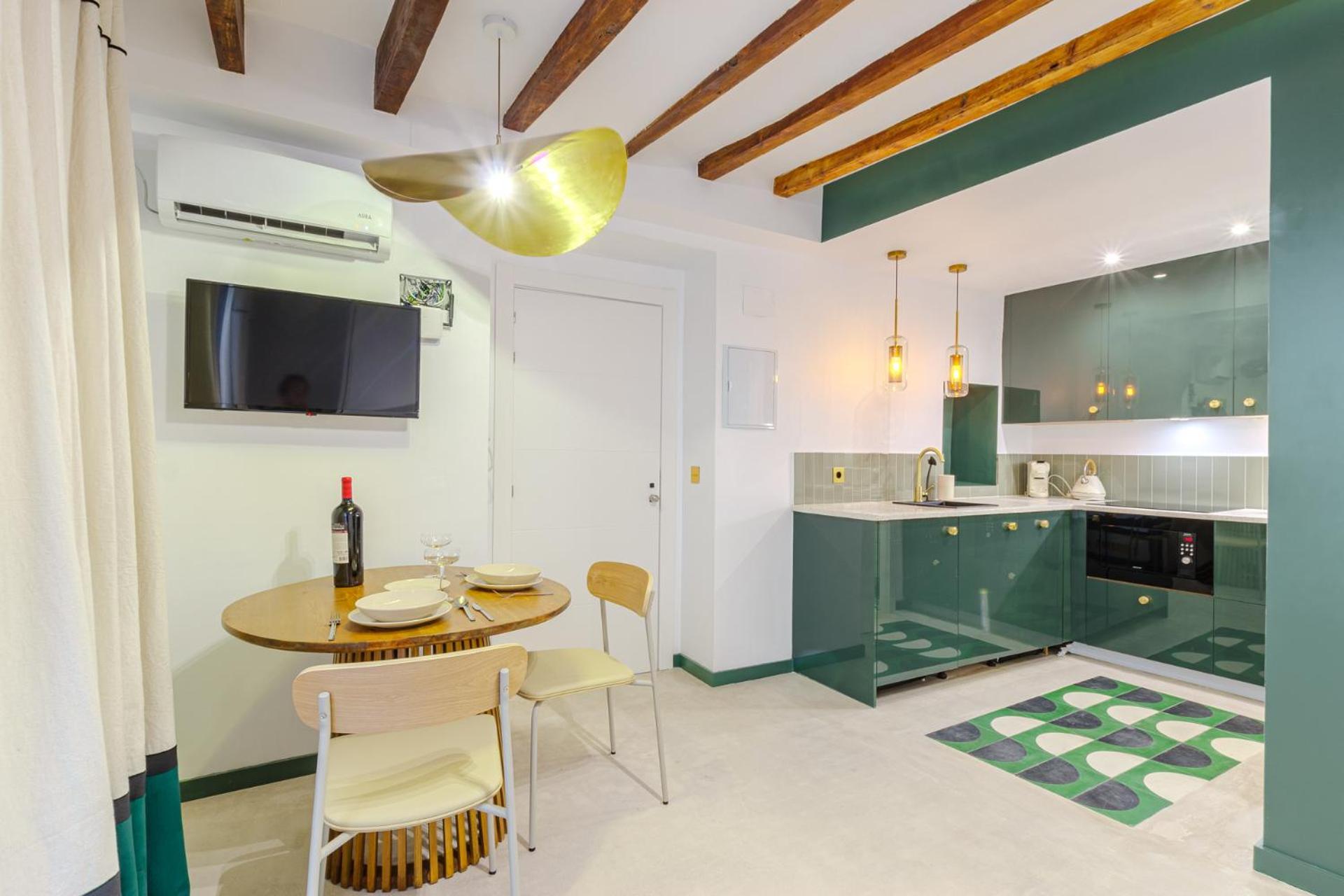 Refined And Practical Studio In Historic Center Of Alicante Eksteriør bilde